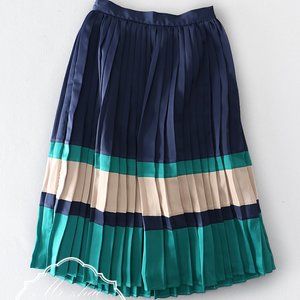 Stylish Contrast Panel Pleated Skirt